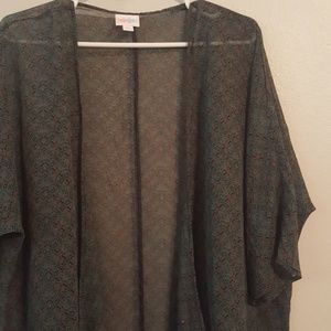 LuLaRoe NWT Lindsay Kimono
